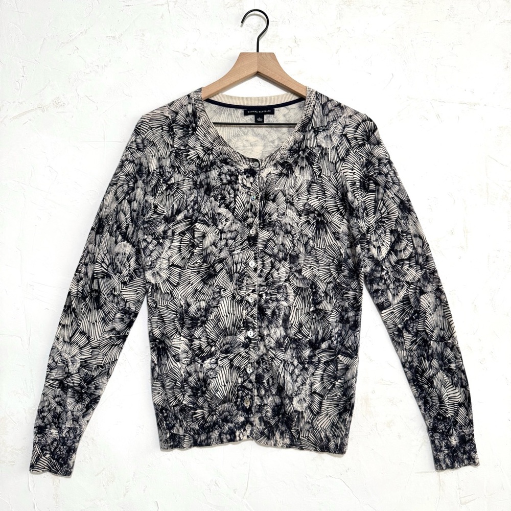 Banana Republic Floral Cotton Cardigan L